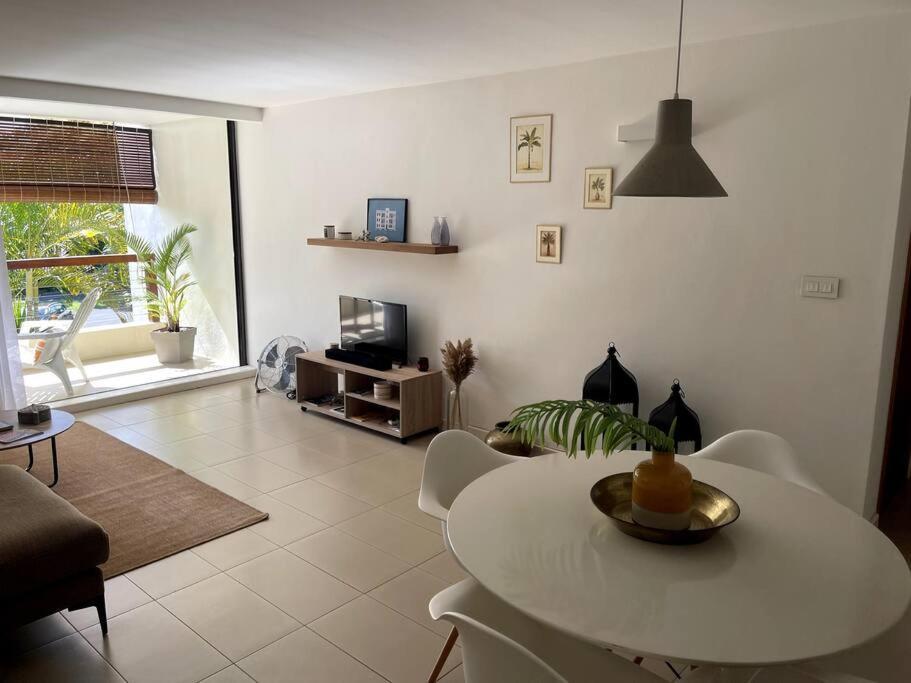 Beautiful Flat In Mont Choisy Apartment Exterior foto